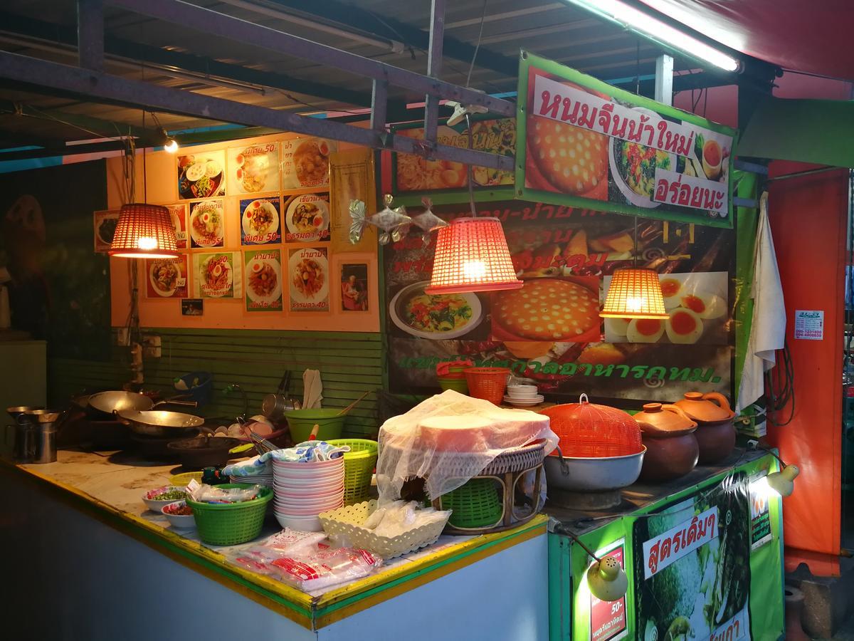 WJ Hostel Bangkok Eksteriør billede