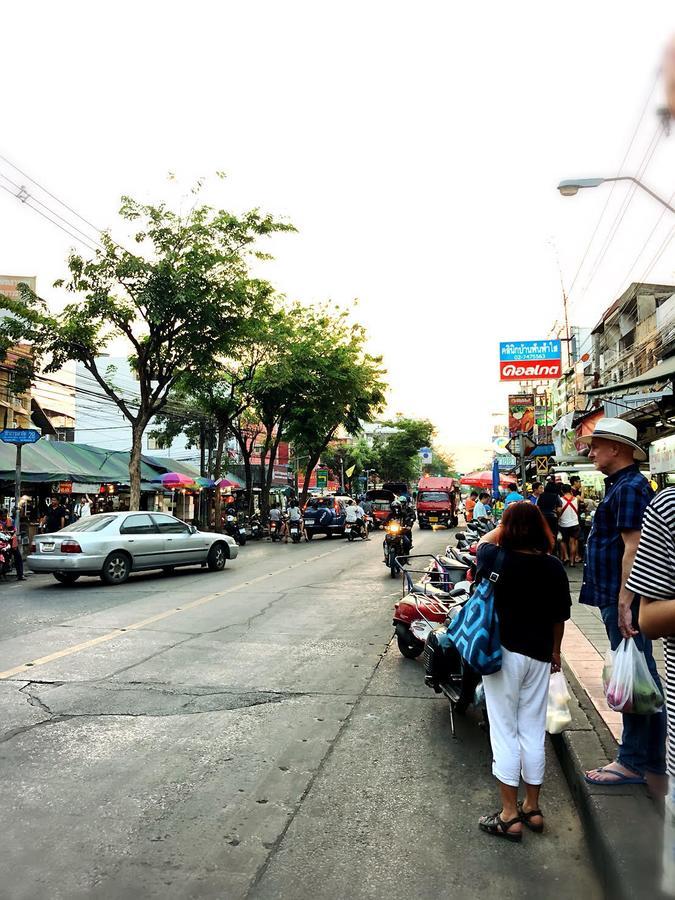 WJ Hostel Bangkok Eksteriør billede