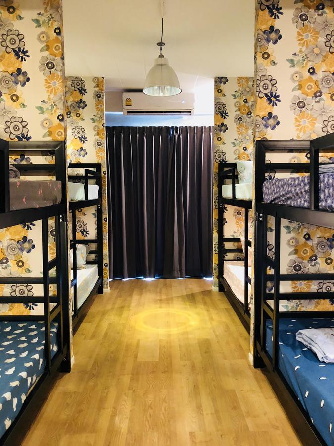 WJ Hostel Bangkok Eksteriør billede